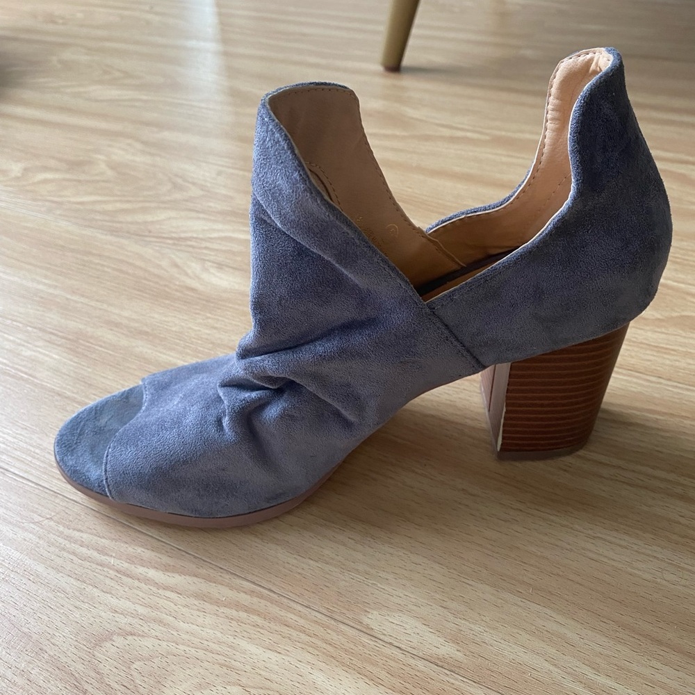 Lulus Booties - Picture 4 of 4